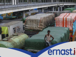 Truk Terpaksa Berhenti Jelang Mudik, Pelarangan Lewat Merak Dimulai 24 Maret