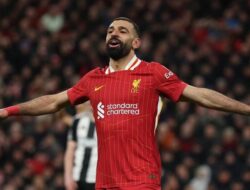 Mohamed Salah Raih Gelar Pemain Terbaik Premier League Februari, Bersaing dengan Rekor Kane dan Aguero