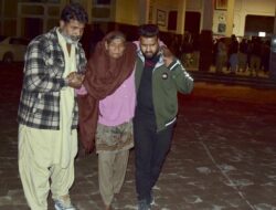 31 Jiwa Melayang dalam Tragedi Bajakan Kereta Militan di Pakistan