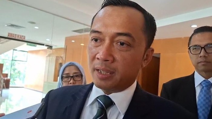 **Mensesneg Menyatakan Revisi UU TNI Tidak Akan Membangkitkan Kembali Dwifungsi ABRI**