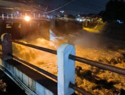 **Puncak Bogor Terancam, Hujan Deras dan Status Siaga 4 Bendungan Katulampa**