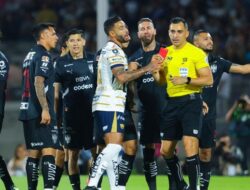 **Ramos Terima Kartu Merah Ke-30, Bek Legenda Spanyol dalam Skandal Monterrey vs Pumas UNAM**