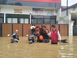 24 RT Jakarta Dilanda Banjir, Ketinggian Air 2 Meter Wow