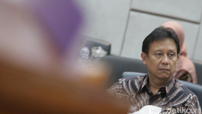 **Kurangnya Dokter Spesialis di RS TNI: Respons Menkes Jadi Sorotan Publik**