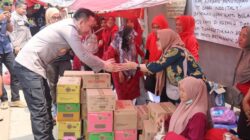 “Aksi Ibu-ibu Buruh di Tangsel: Polisi Hadir, Perhatian Masyarakat Diminta!”