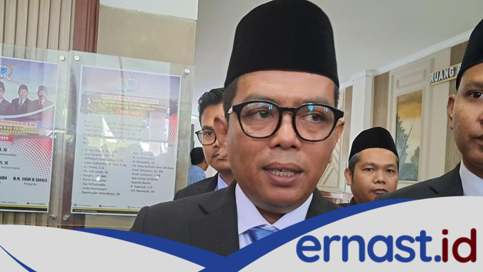 Pemprov Banten Bebaskan 70 Ijazah, Tanggalkan Beban Tunggakan Biaya di Sekolah!