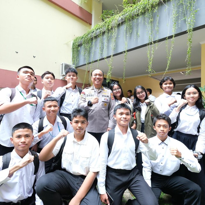 Peringati Hari Pendidikan, SMA KTB Minta Ortu Jadi Mitra Sekolah, Bukan Penonton - Update 1