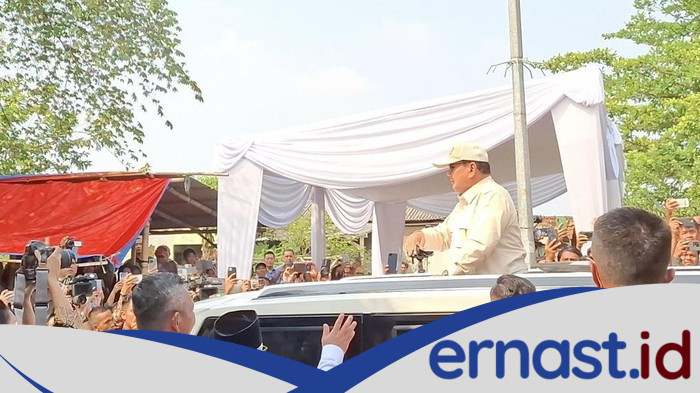 Prabowo ke SDN Cimahpar 5 Bogor, Siswa Antusias di Hari Pendidikan Nasional