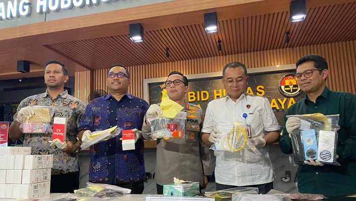 OJK Peringatkan Masyarakat tentang Scam Trading Kripto dengan Konsep '2L'