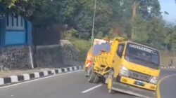 “Truk Patah As Roda di Puncak Bogor: Lalin Tersendat, Tragedi atau Kebodohan?”