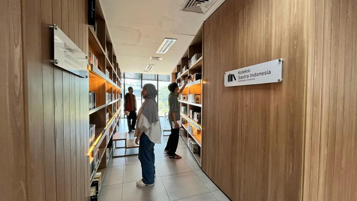 Perpustakaan DKI Bakal Buka Malam, Warga Minta Peningkatan Fasilitas