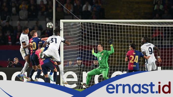 Flick Putar Otak: Solusi Jitu untuk Lini Belakang Barcelona yang Rapuh