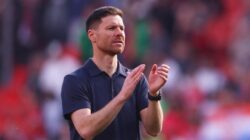 **Xabi Alonso, Dikaitkan dengan Madrid, Tampak Tetap Kalem**