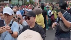 Momen Keluarga Ayu Ting Ting Ramaikan CFD Margonda Depok, Ayah Ojak Jadi Perhatian Warga