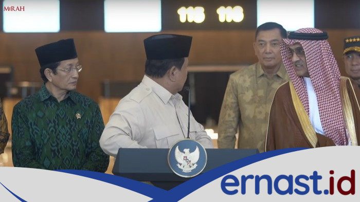 Prabowo Cari Menhan di Peresmian Terminal Haji: Siapa Tahu Menghilang - Update 1