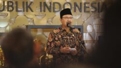 “Marsinah Siap Menjadi Pahlawan Nasional: Inilah Langkah Mensos yang Mengejutkan!”