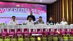 **Gas Subsidi Dicurangi, 3 KG Disuntik ke 12 KG di Karawang-Semarang**