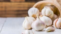 Bawang Putih: Obat Jantung atau Mitos Modern? Benarkah Rajin Makan Bawang Putih Cegah Penyakit Jantung?