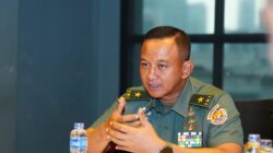 TNI AD Selidiki, Truk Amunisi Terbakar di Tol Gempol: Misteri Apa yang Terjadi?