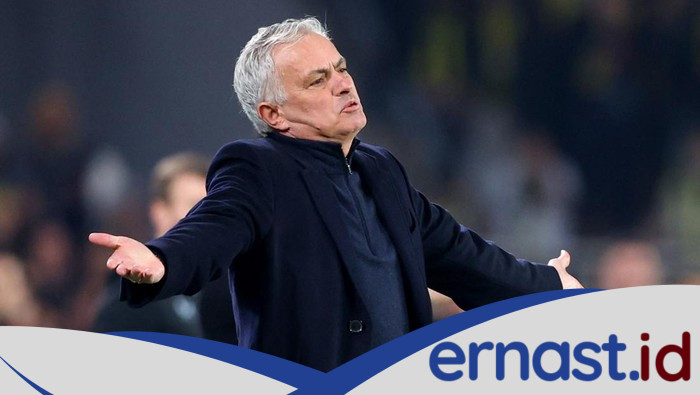 **Fenerbahce Terancam Nirgelar, Mourinho Siap Guncang Turki?**