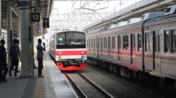 Konfrontasi Mengerikan! Mobil Boks Tertabrak KRL Bogor-Jakarta Dekat Stasiun Bojong Gede, Proses Investigasi Berlangsung