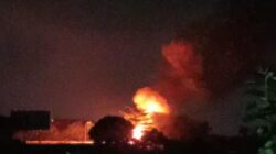 **”4 Fakta Mengejutkan: Truk TNI Muat Amunisi Terbakar, 1 Prajurit Tewas dan 1 Luka Berat”**