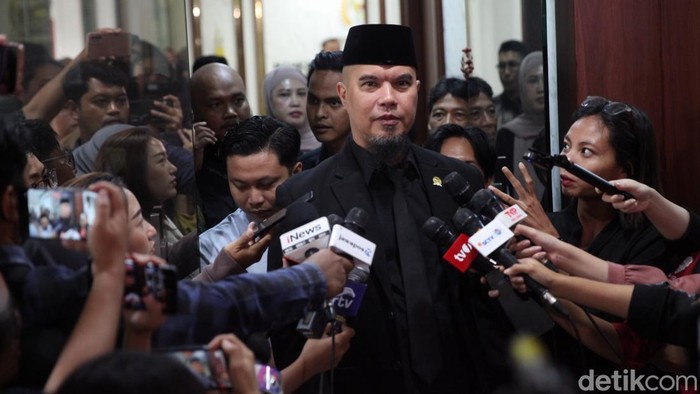 Ahmad Dhani Minta Maaf atas Penghinaan Marga Pono dan Ucapan Seksis Setelah Dihukum MKD