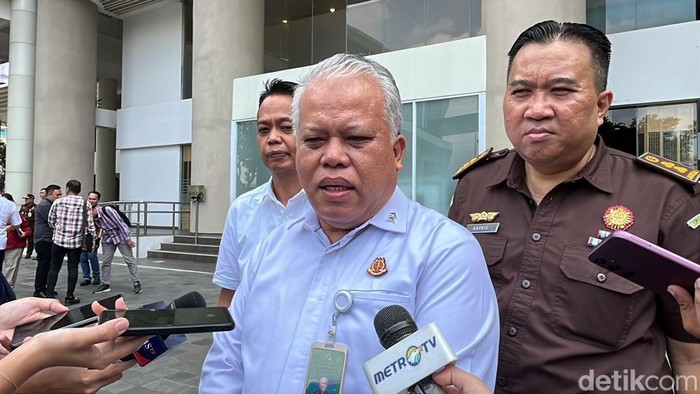 Kejagung Kembali Teliti Berkas Perkara Kasus Pagar Laut Tangerang: Benarkah Ada Penyimpangan?