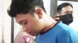 Tampang Lesu Anak Kades yang Pukul Warga Bogor Saat Berbaju Tahanan: Kebijakan yang Menyulut Amarah