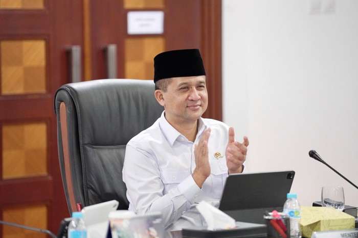[Mentrans: Transmigrasi Baru, Solusi Ekonomi atau Mimpi Masa Depan?]