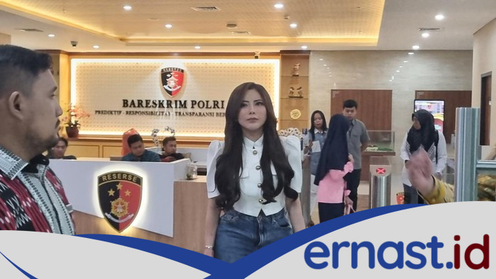Diperiksa Bareskrim, Ayu Aulia Bantah Hubungkan Lisa Mariana ke Gubernur