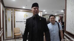 Rayen Pono Tetap Lanjut Laporan Polisi, Ahmad Dhani Merekam Hak Warga Negara