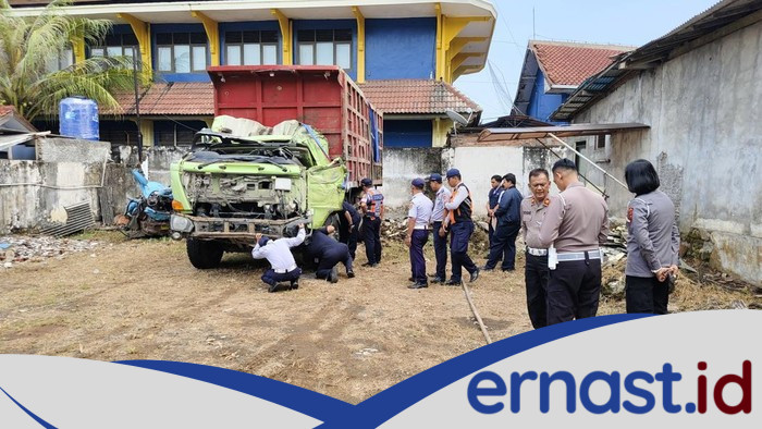 Sopir Truk yang Tabrak Angkot Rombongan Bu Guru SD di Purworejo Meninggal - Update 1