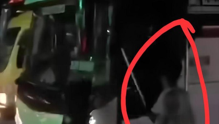 Bus di Jalan Raya Serang Dirusak, Aksi Viral Diseleidiki Polisi
