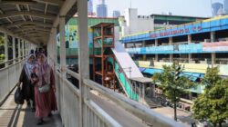 **2 Pria Ditangkap karena Palak dan Ancam Sopir Mobil Boks di Thamrin City**