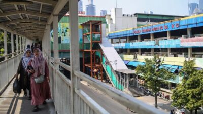 **Heboh! Dua Jukir Liar di Tanah Abang Ditangkap Setelah Palak dan Ancam Sopir Mobil Boks.**