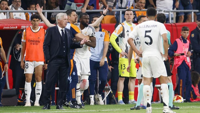 Badai Cedera El Clasico: Madrid Terancam Kehilangan Lini Belakang Besar!