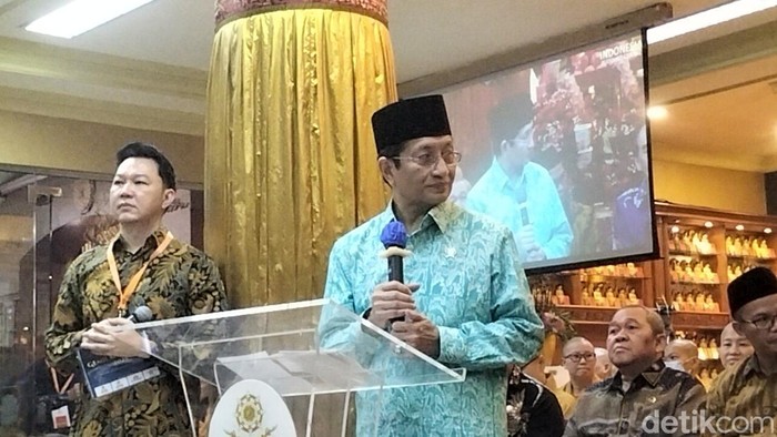 Hari Raya Waisak: Menag Dorong Solidaritas, Ajak Hormati Perbedaan