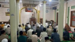 Polisi Gelar Operasi Jumat Keliling di Manggarai, Waspadai Tawuran Antar Jemaah