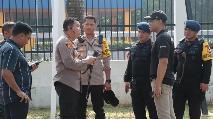 Polisi Terjunkan 1.146 Personel, Sidang Parlemen OKI aman di DPR?