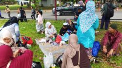 Cianjur’s Haji-Bound Clerics Lead Group Trip to TMII Amid Waisak Break