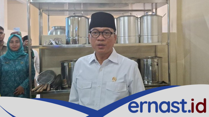 **Mendes Yandri Susanto Tekankan Pentingnya Kualitas Makanan di SPPG Tangerang**
