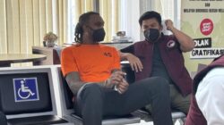 “Paket ‘Permen’ Ganja, Awal Mula Tragedi Pebasket AS yang Mempolahkan Dunia”