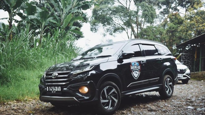 Komunitas TeRuCI Gelar Jambore Nasional dengan 200 Mobil Toyota Rush, Bandung Bersama