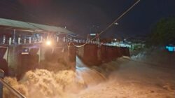 Siaga 4 Bendung Katulampa Bogor Malam Ini, Air Mencapai 70 Cm! Waspadalah!