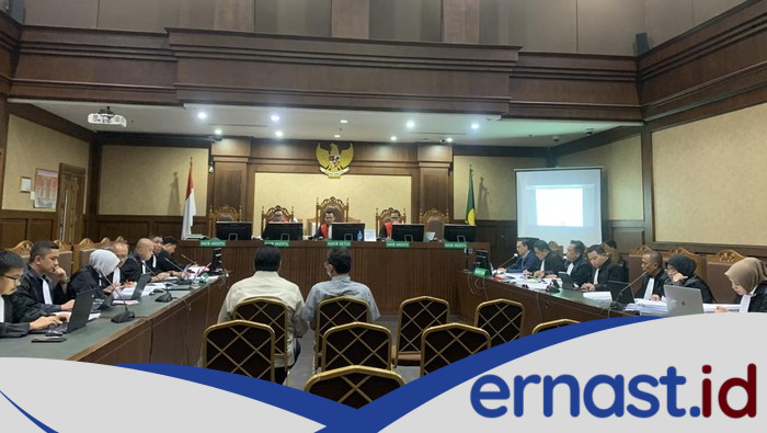 **Sidang Tom Lembong: Rachmat Gobel Kecam Importasi Gula, Klaim Tidak Pernah Menjadi Tangan di Belakang**
