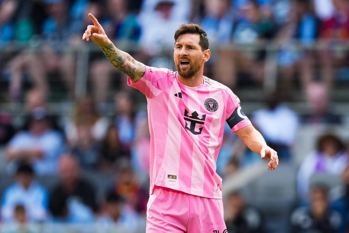 **Messi Frustrasi, Dapat Kartu Kuning Setelah Peluit Panjang Berbunyi dalam Pertandingan Inter Miami vs San Jose**