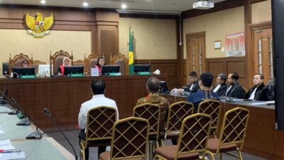 3 Terdakwa Kasus Korupsi APD COVID Rp 319 M, Tuntutan Hari Ini
