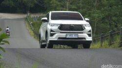 “Konsumsi BBM Kijang Innova Zenix Hybrid, Tembus Segini: Performa dan Efisiensi yang Mengesankan”