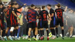 “Barcelona Merayakan Juara dengan Drama yang Menyakitkan”